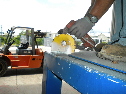 Magnetic particle inspection indication on a part